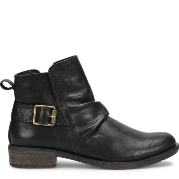 SOFFT BROOKDALE MOTO ANKLE BOOTIE IN BLACK SOFT SLOUCHED FULL GRAIN LEATHER - Picture 2 of 14